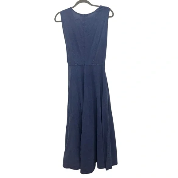 Gretty Zueger Embroidered Wrap Dress - Picture 3 of 14